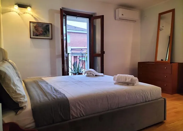 Apartment Big Bright Flat In Close To Loreto Square