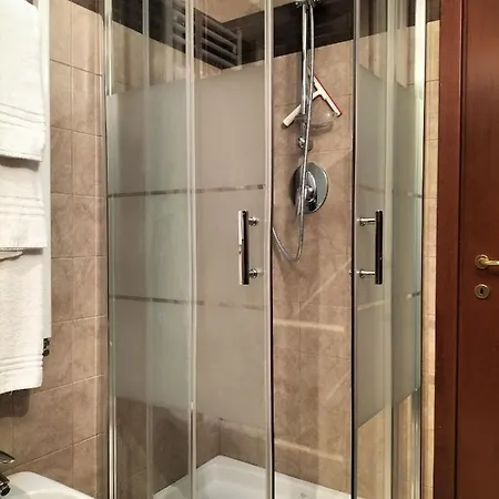 Big Bright Flat In Close To Loreto Square Lejlighed *